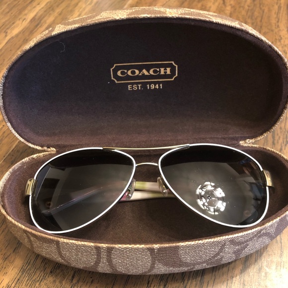 Coach Accessories - Coach Pilot Sunglasses